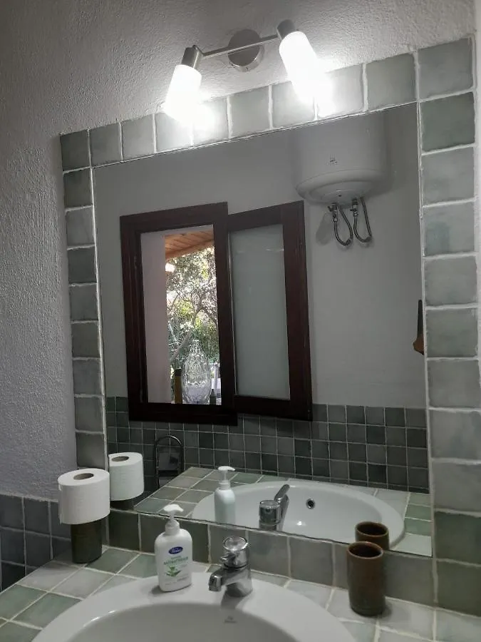 Bed and Breakfast Giardino Del Sole Olbia 0*,